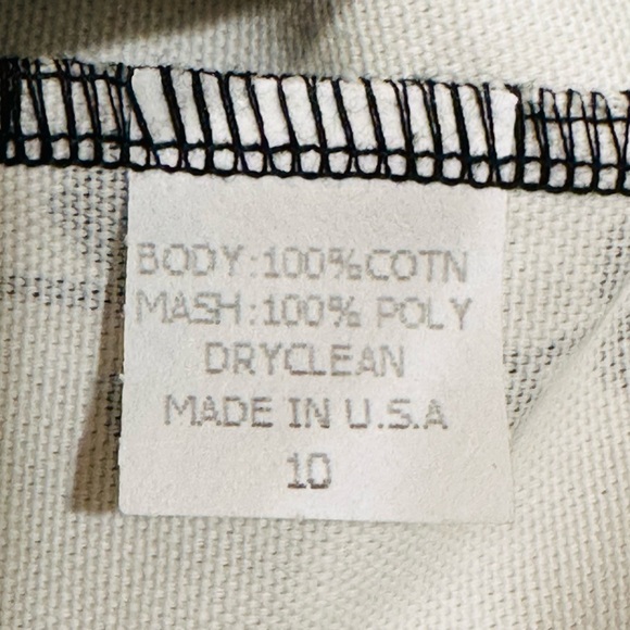 Beautiful Botanical Print Beluva San Francisco Skirt
W/Tulle Overlay - Picture 4 of 7